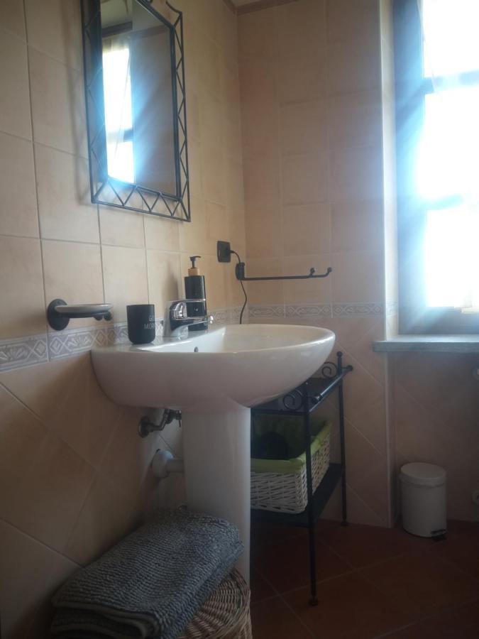 Bed and Breakfast Mosci'S Bed & Beer San Damiano dʼAsti Exterior foto