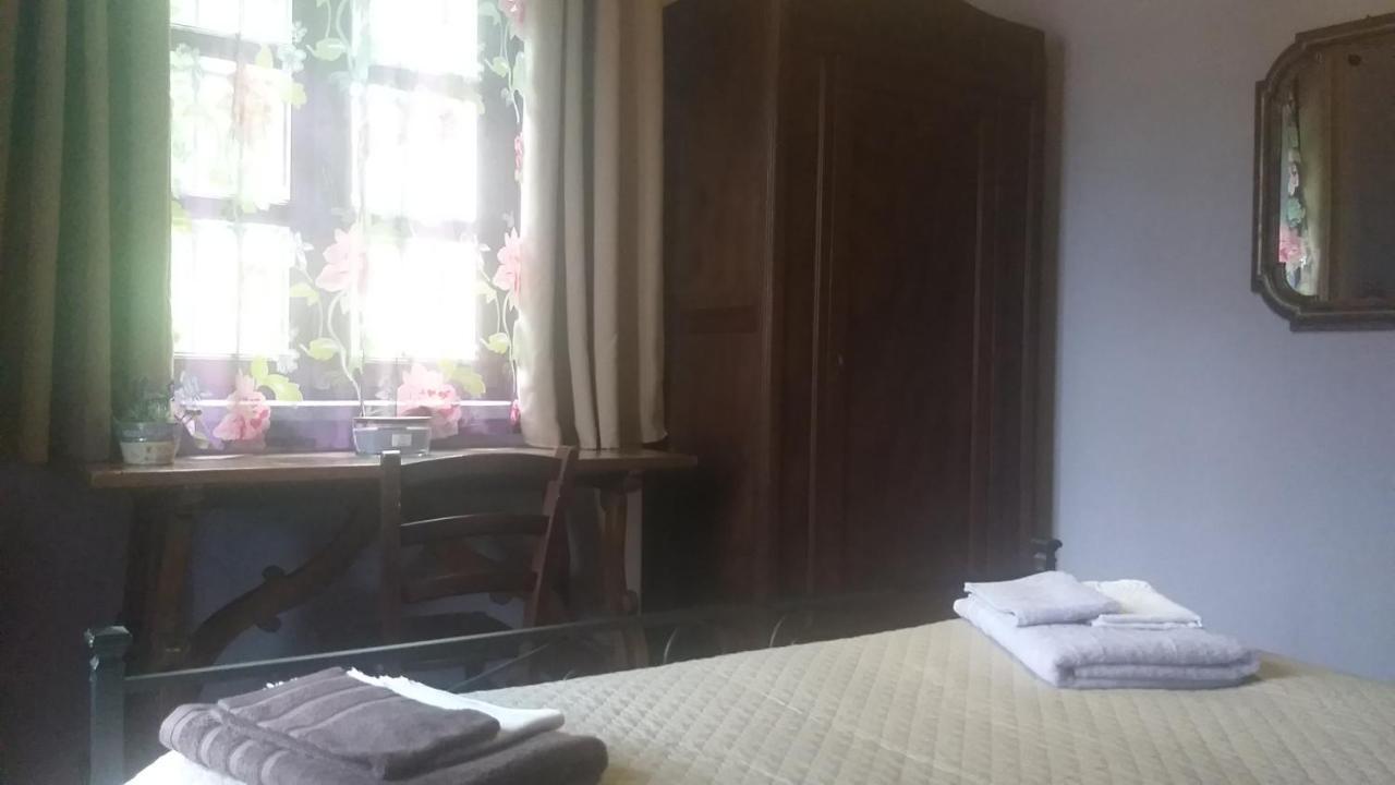 Bed and Breakfast Mosci'S Bed & Beer San Damiano dʼAsti Exterior foto