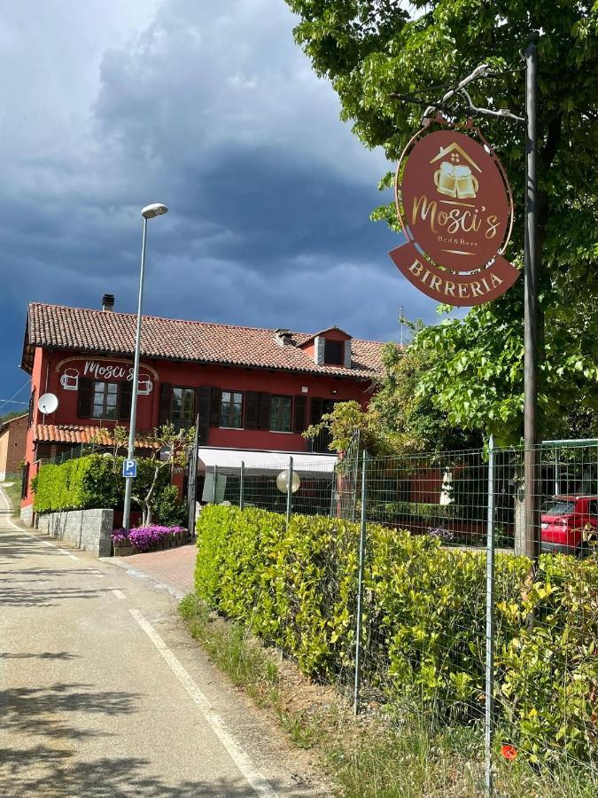 Bed and Breakfast Mosci'S Bed & Beer San Damiano dʼAsti Exterior foto