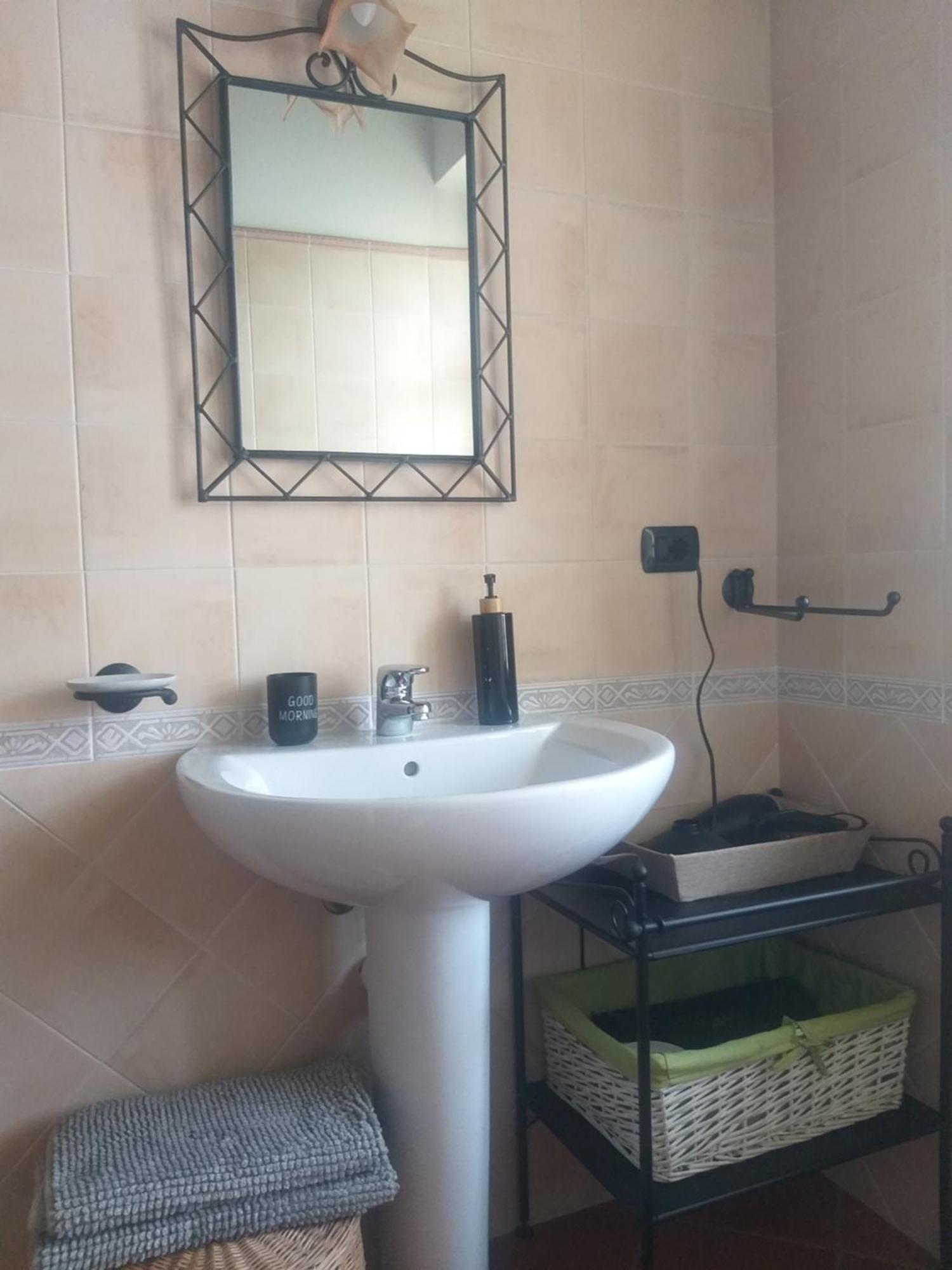 Bed and Breakfast Mosci'S Bed & Beer San Damiano dʼAsti Exterior foto